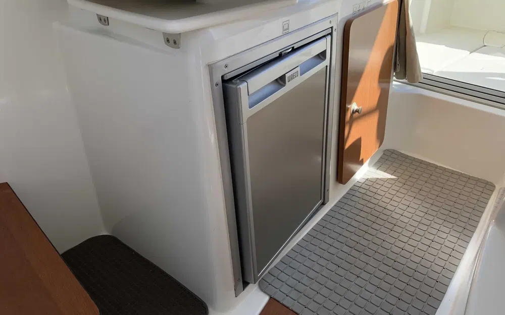 slider 5 Beneteau Antares 780 HB