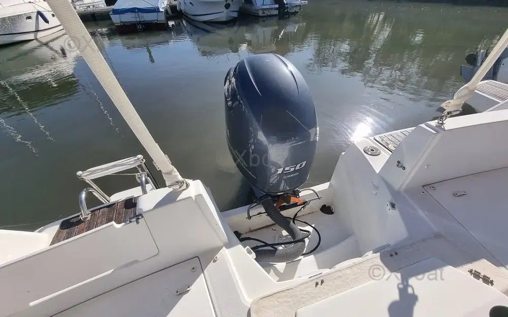 slider 10 Jeanneau Merry Fisher 755
