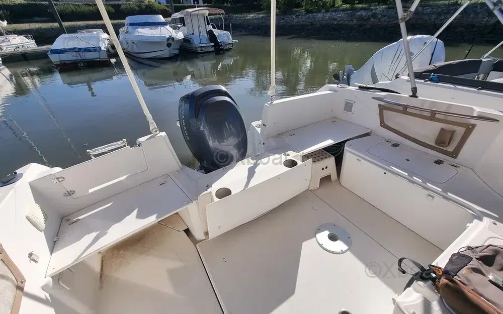 slider 8 Jeanneau Merry Fisher 755