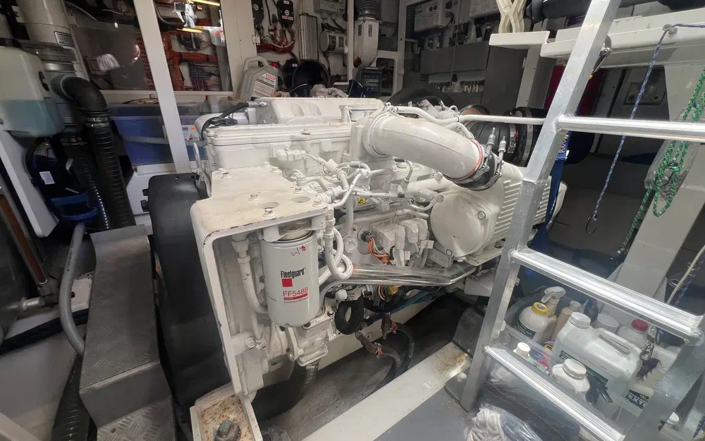 slider 114 Prestige Yachts 560 Fly