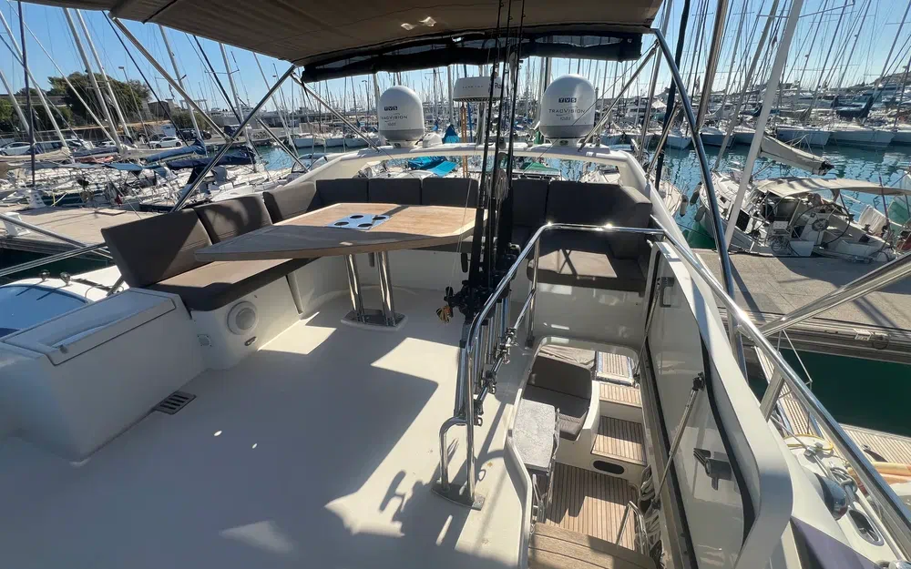 slider 35 Prestige Yachts 560 Fly