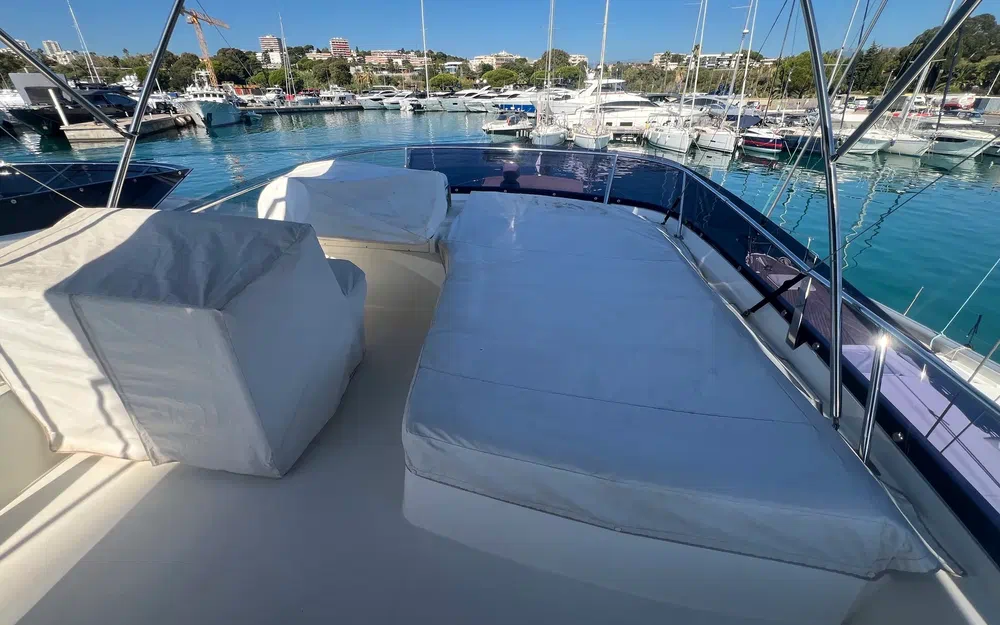 slider 44 Prestige Yachts 560 Fly