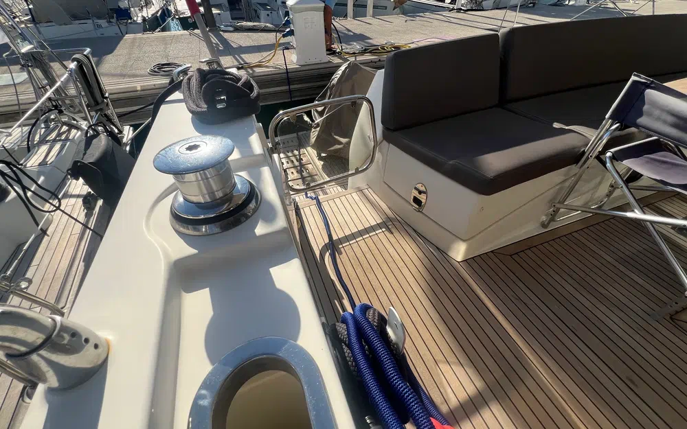 slider 5 Prestige Yachts 560 Fly