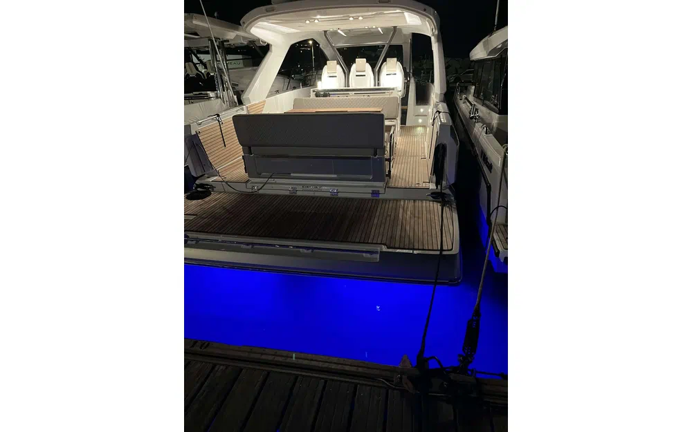 slider 19 Jeanneau DB 37