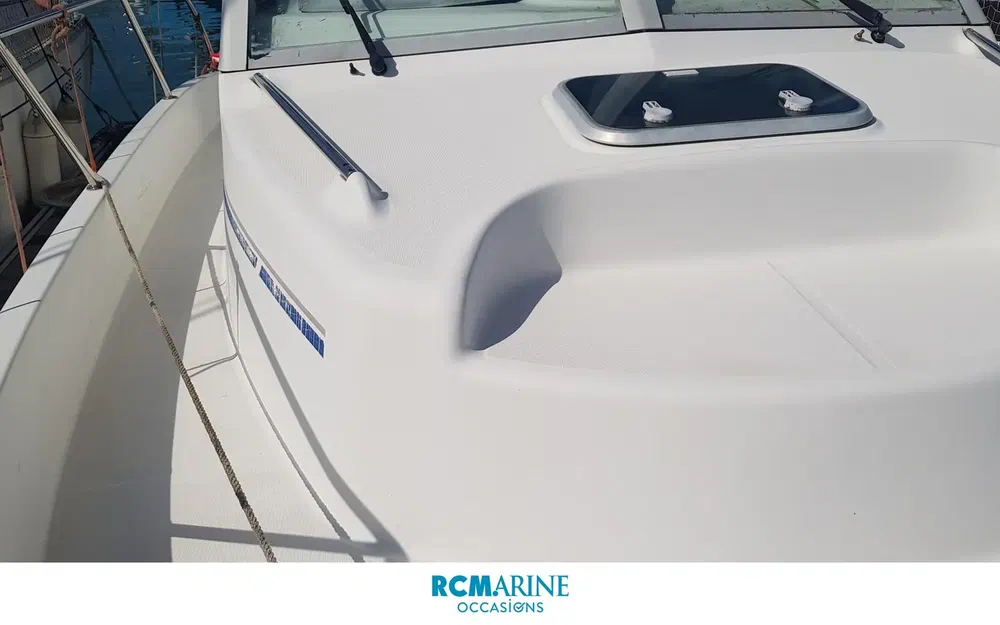 slider 2 Beneteau Antares 7