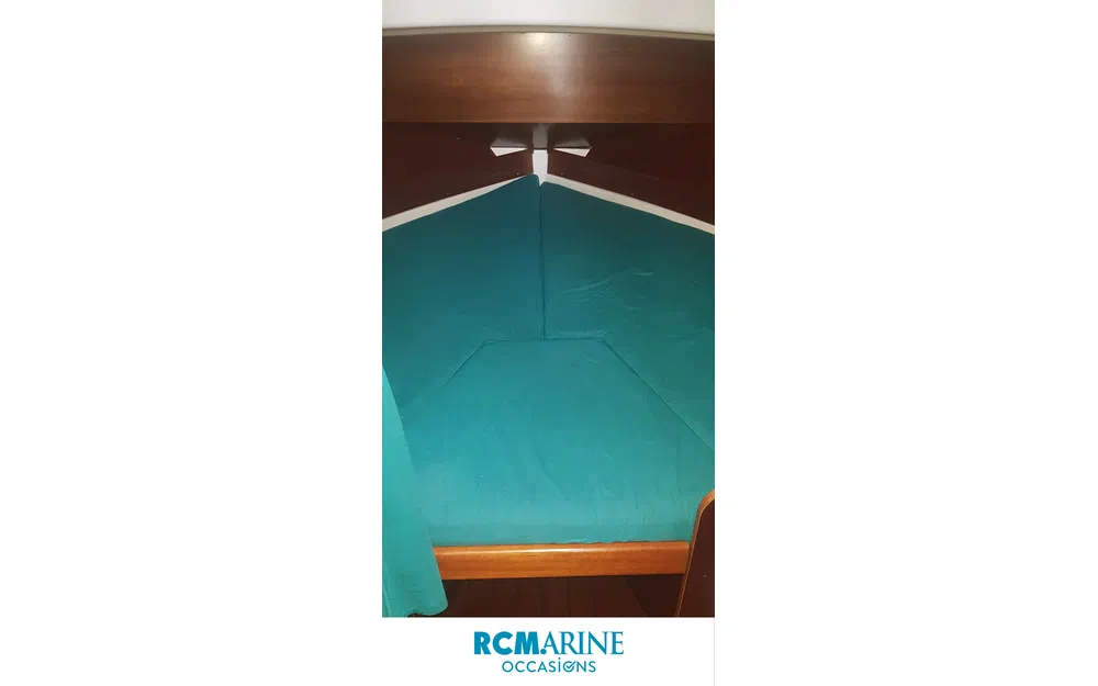 slider 6 Beneteau Antares 7