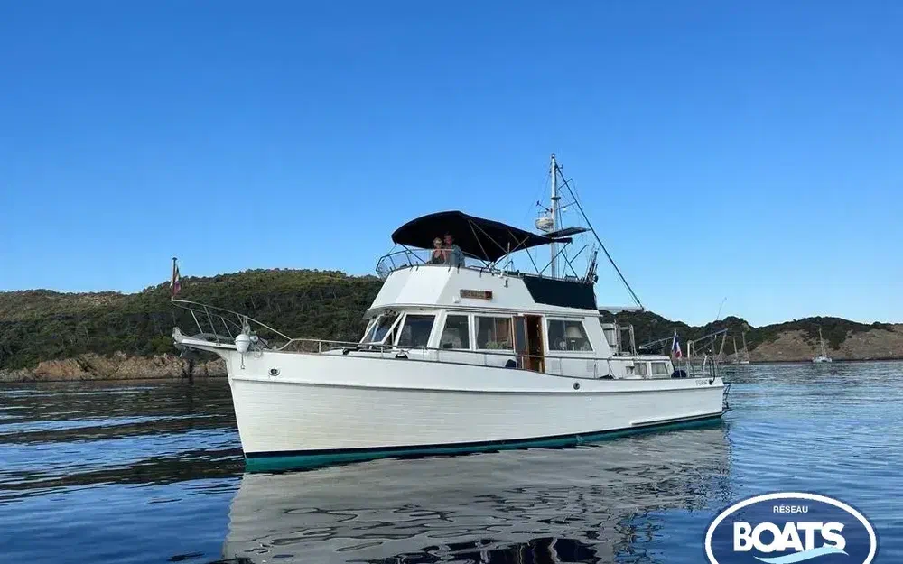slider 0 Grand Banks 42 Classic
