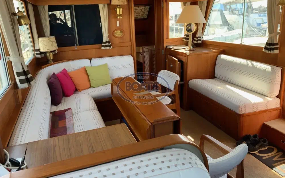 slider 6 Grand Banks 42 Classic