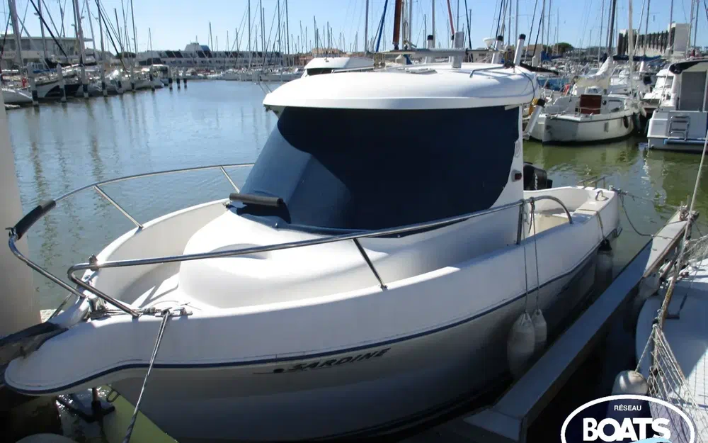 slider 0 Quicksilver 580 Pilothouse