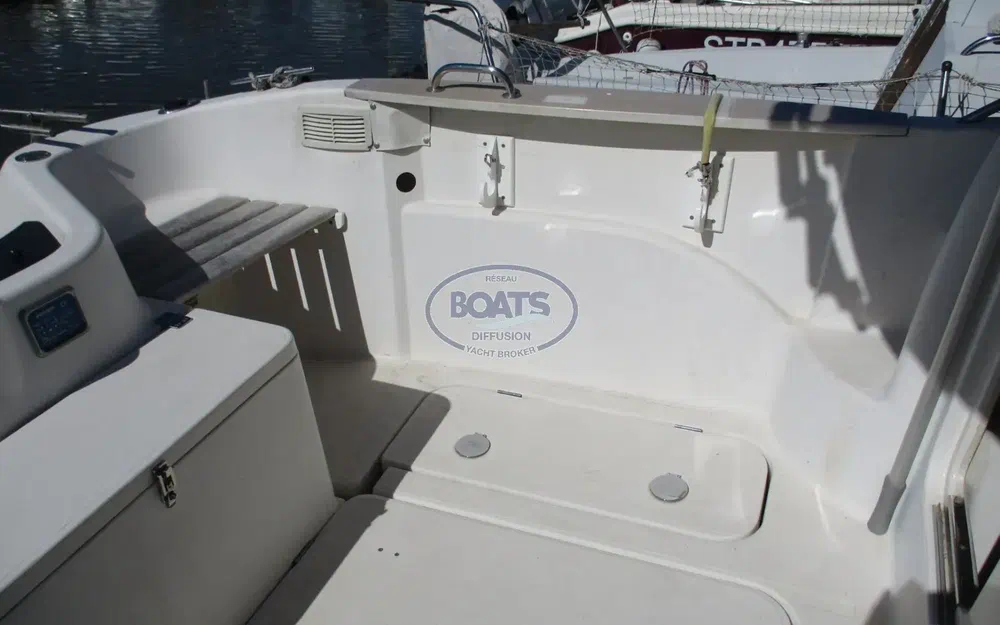 slider 3 Quicksilver 580 Pilothouse
