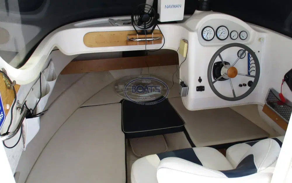 slider 8 Quicksilver 580 Pilothouse