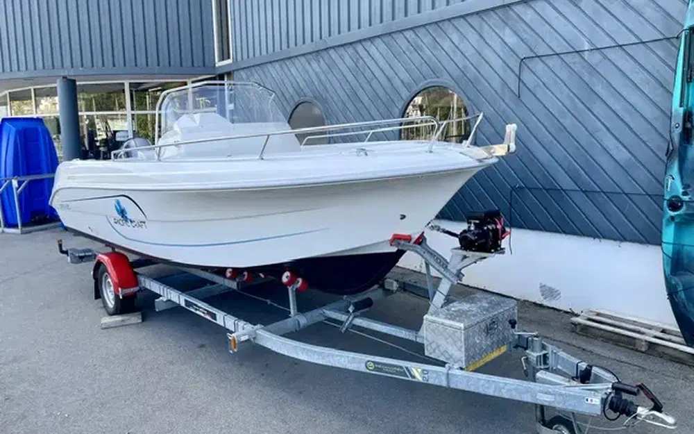 slider 0 Pacific Craft 625 Open