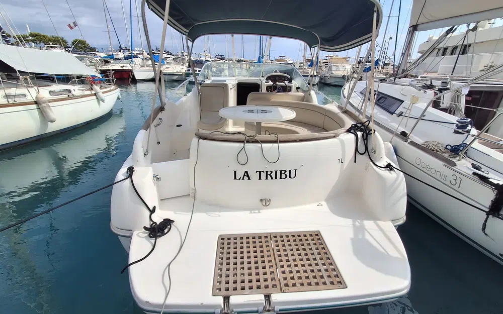 slider 1 Jeanneau Leader 805