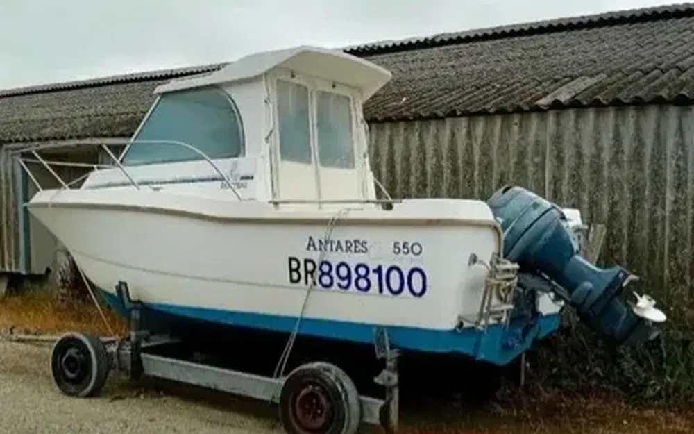 slider 10 Beneteau Calanque 550