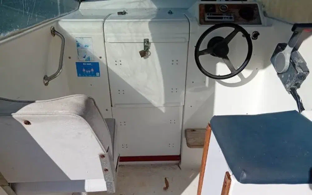 slider 8 Beneteau Calanque 550