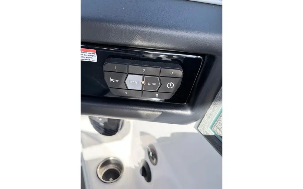 slider 13 ATX Boats ATX 22 Type-S