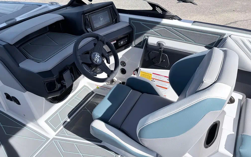 slider 10 ATX Boats ATX 22 Type-S