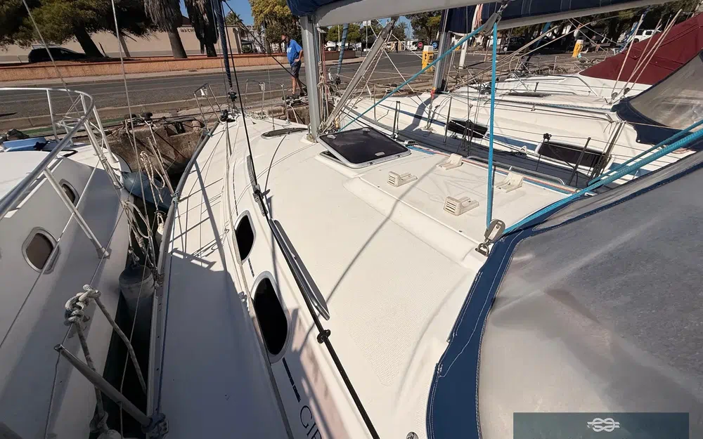 slider 33 Dufour Gib Sea 33