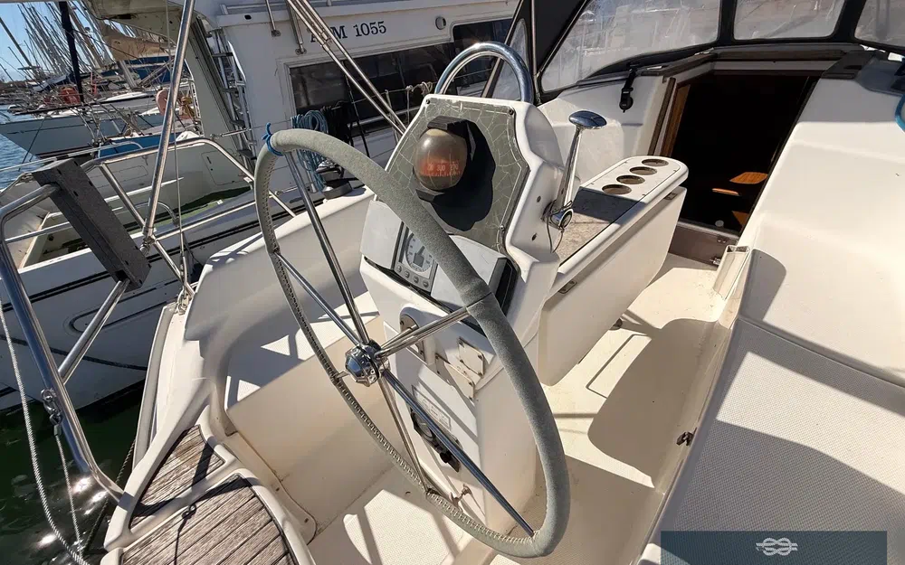 slider 34 Dufour Gib Sea 33
