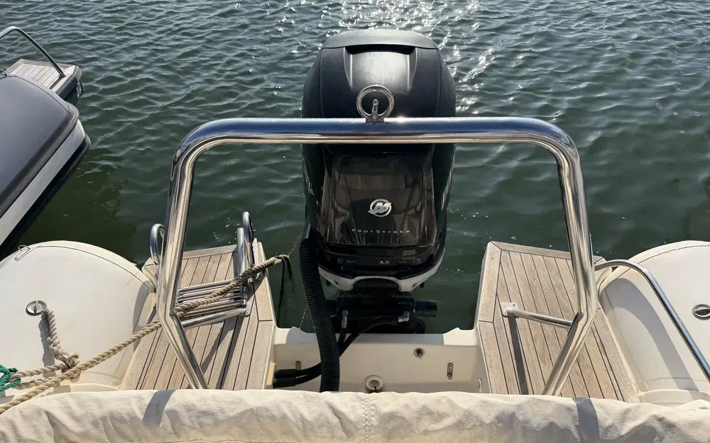 slider 11 Joker Boat Clubman 24