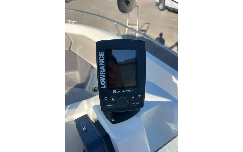 slider 8 Jeanneau Cap Camarat 4.7 CC Cap Camarat 4.7 Style