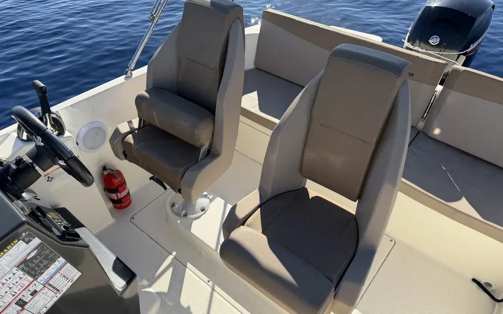 slider 9 Quicksilver Activ 605 Sundeck
