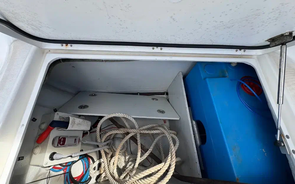 slider 23 Lagoon 46