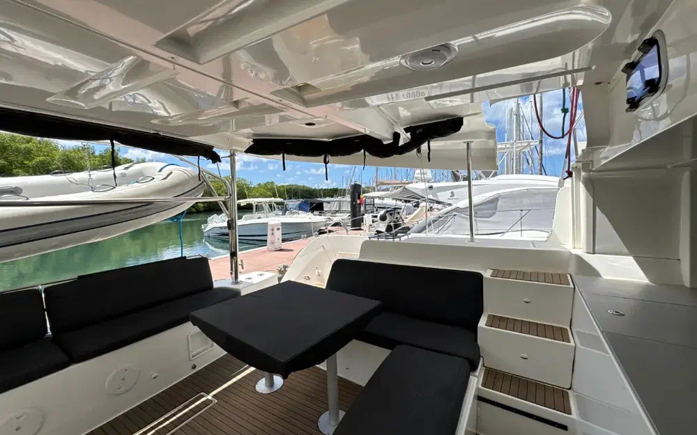 slider 30 Lagoon 46