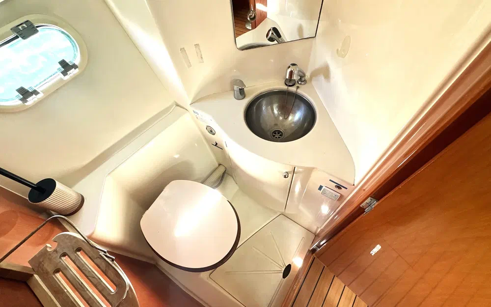 slider 14 Jeanneau Prestige 34 Hard Top