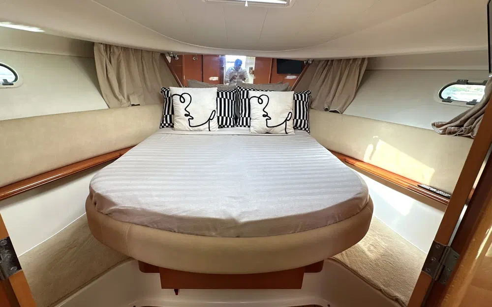 slider 13 Jeanneau Prestige 34 Hard Top