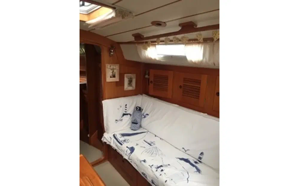 slider 4 Hallberg Rassy 36