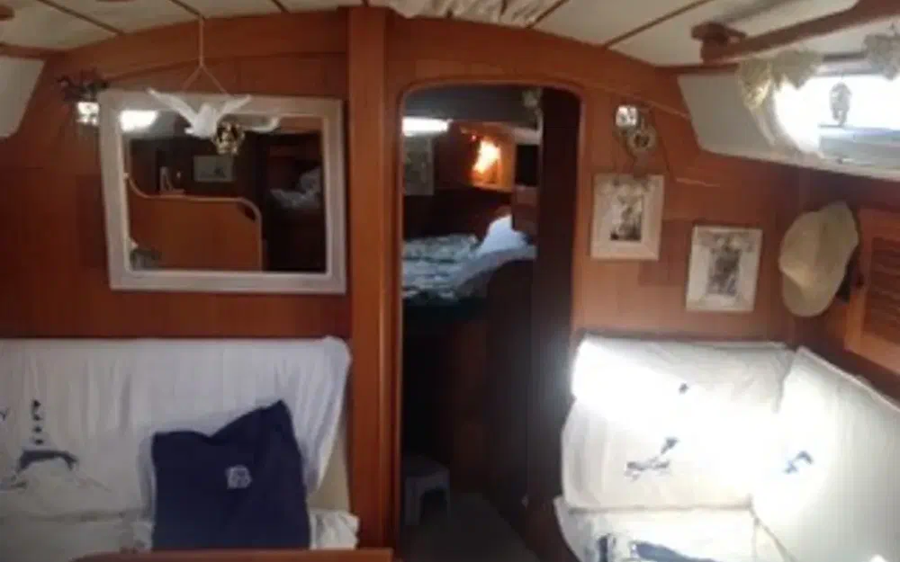 slider 8 Hallberg Rassy 36