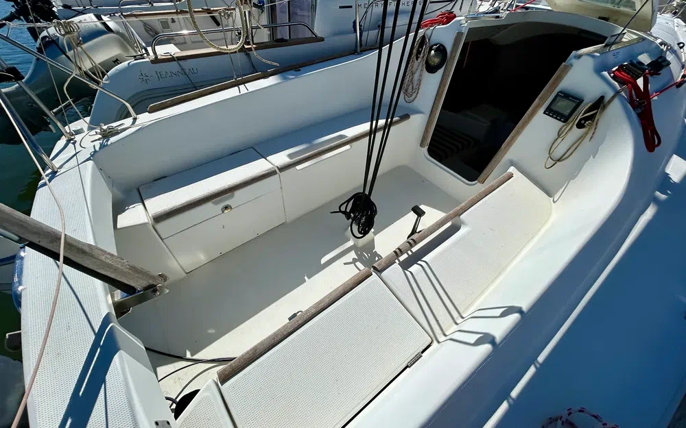 slider 5 Beneteau First 211