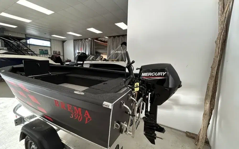 slider 1 Brema 390 V FISHING +
