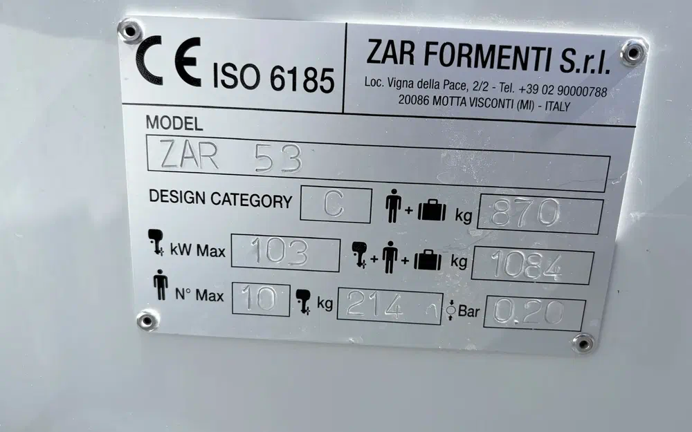 slider 21 Zar Formenti Zar 53 Classic Luxury