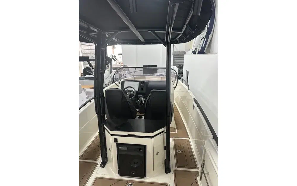 slider 6 Quicksilver 805 Open