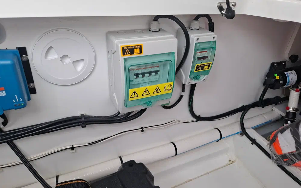 slider 16 Beneteau Flyer 9 sundeck
