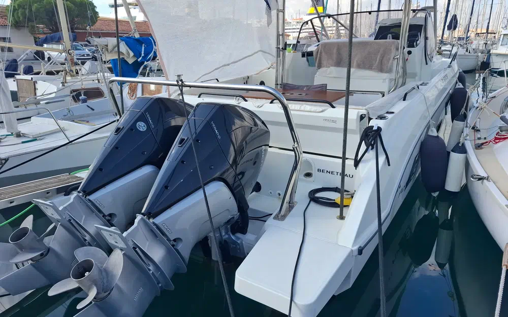 slider 1 Beneteau Flyer 9 sundeck