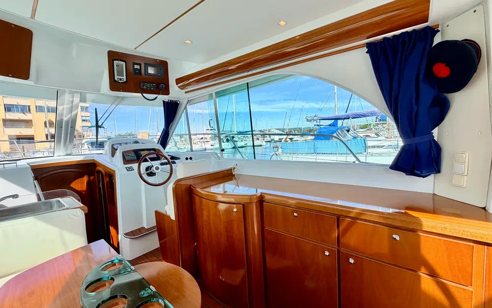 slider 13 Beneteau Antares 980