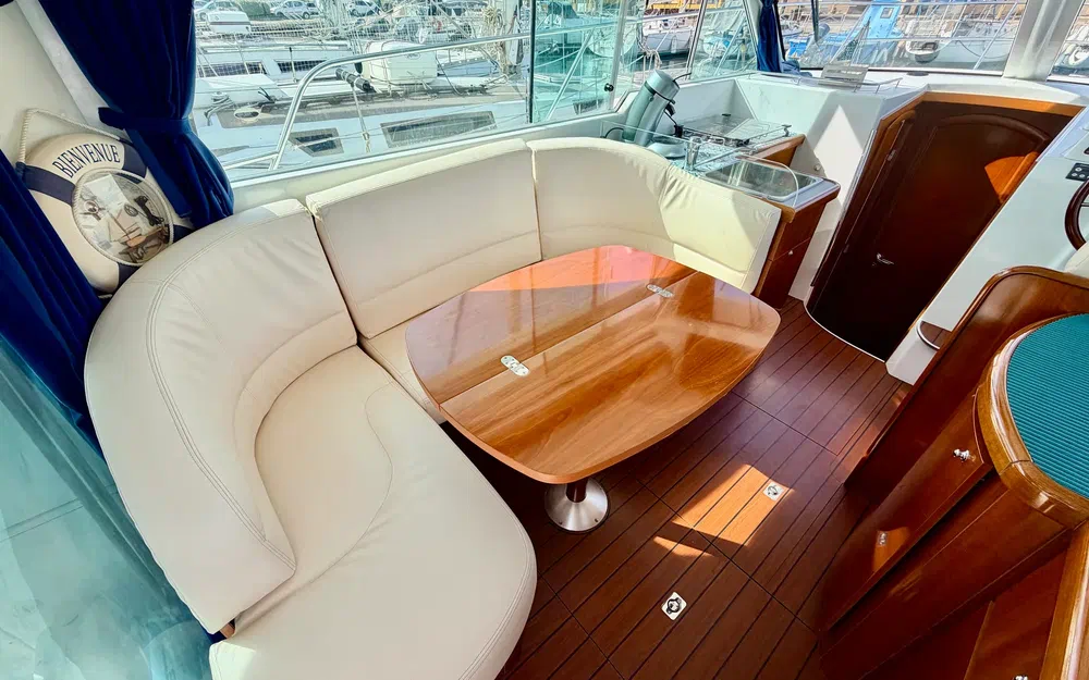 slider 12 Beneteau Antares 980