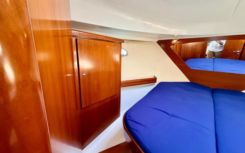 slider 19 Beneteau Antares 980