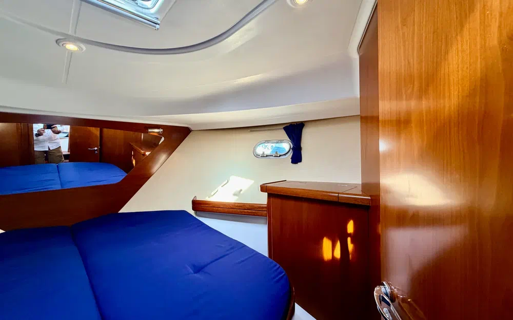 slider 20 Beneteau Antares 980