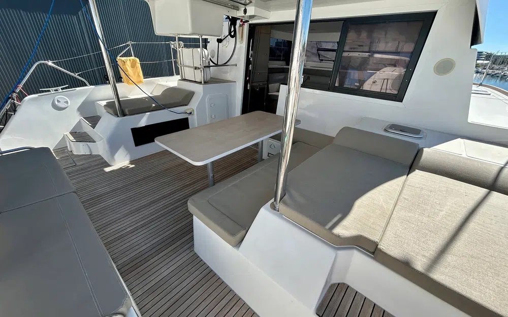 slider 9 Aventura Catamarans A34