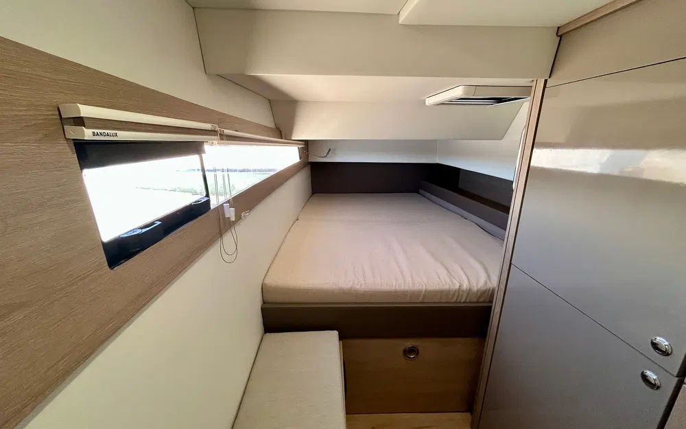 slider 4 Aventura Catamarans A34