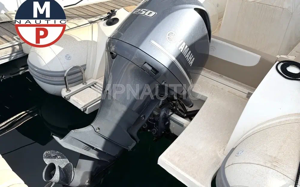 slider 11 Capelli Tempest 775