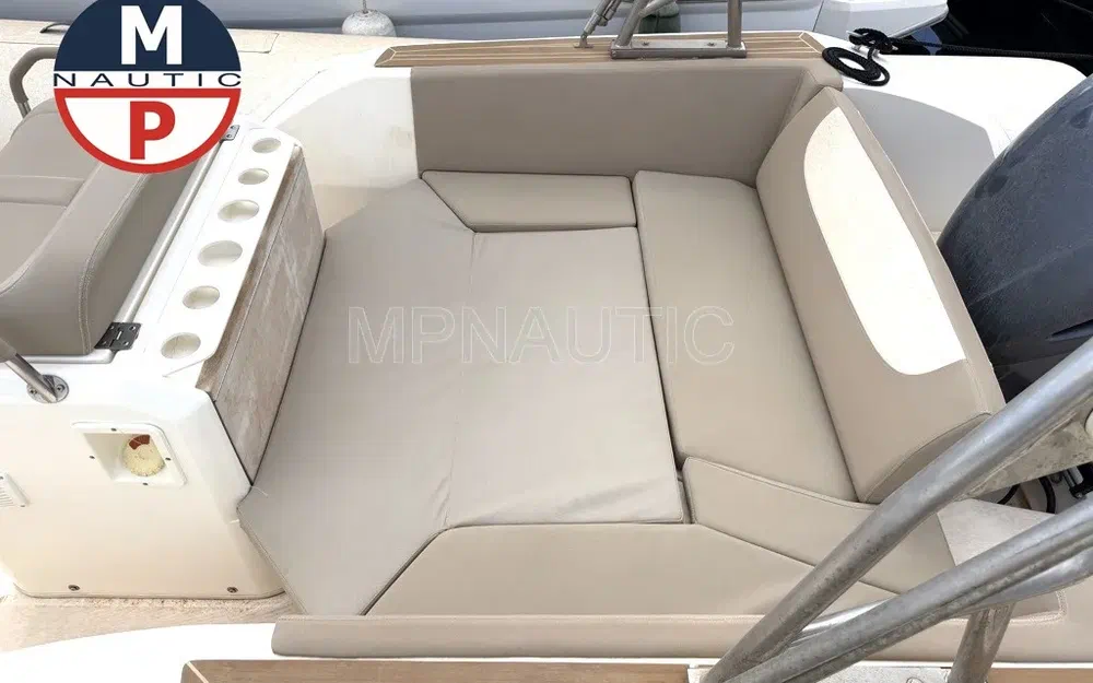 slider 14 Capelli Tempest 775