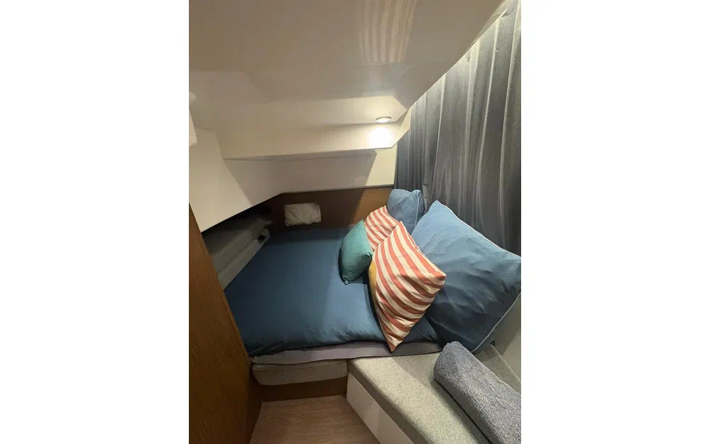 slider 11 Beneteau Antares Serie 9