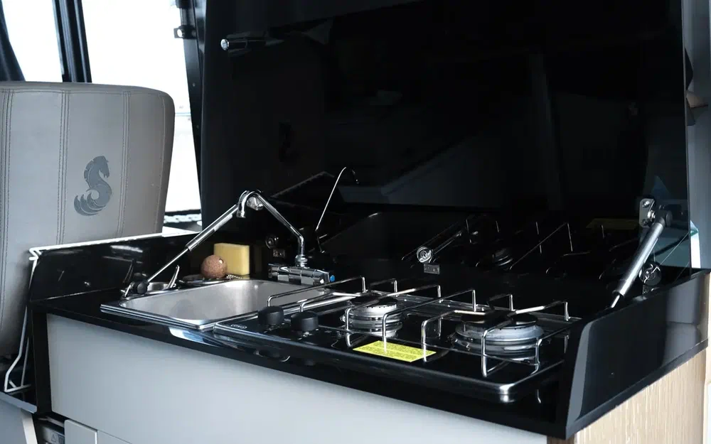 slider 3 Beneteau Antares Serie 9