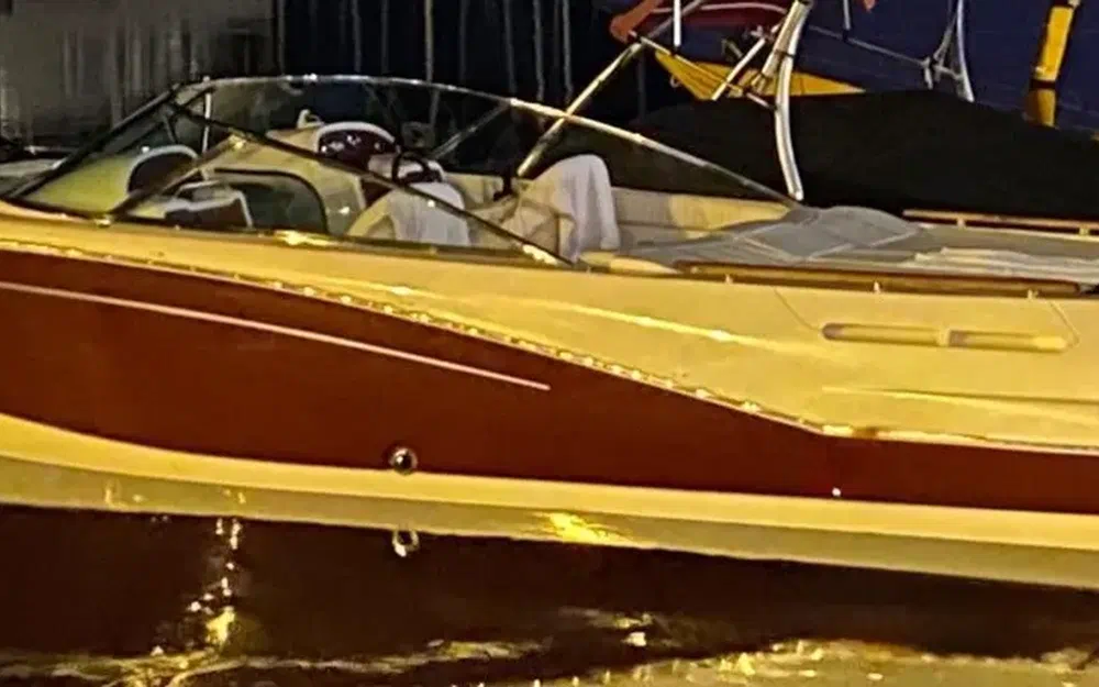 slider 8 Jeanneau Runabout 755
