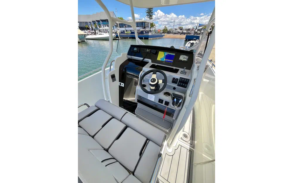 slider 7 Jeanneau Cap Camarat 7.5 CC Series 3